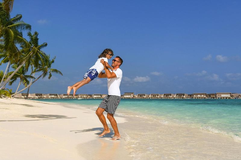 The St. Regis Maldives Vommuli Resort - Plaj