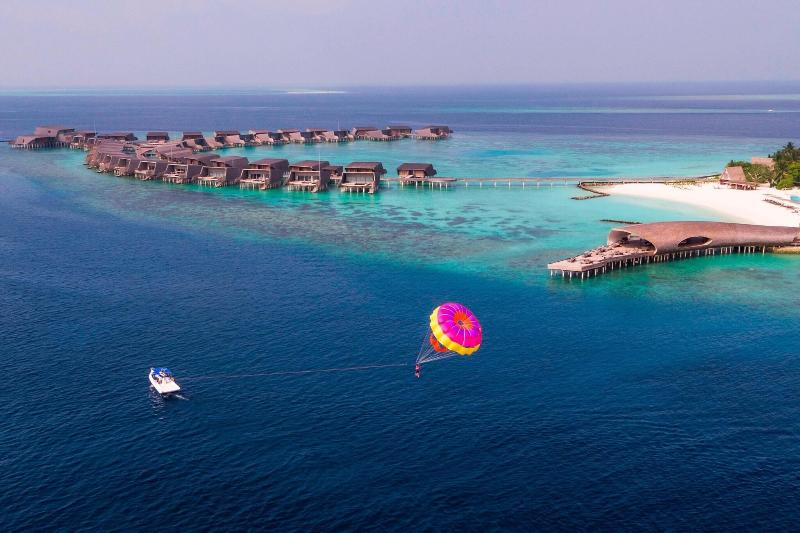 The St. Regis Maldives Vommuli Resort - Plaj