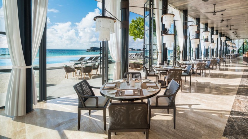 The St. Regis Maldives Vommuli Resort - Restoran