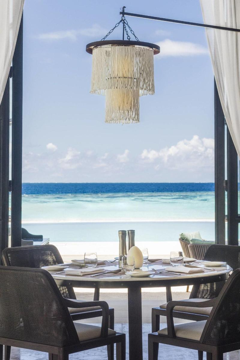 The St. Regis Maldives Vommuli Resort - Restoran