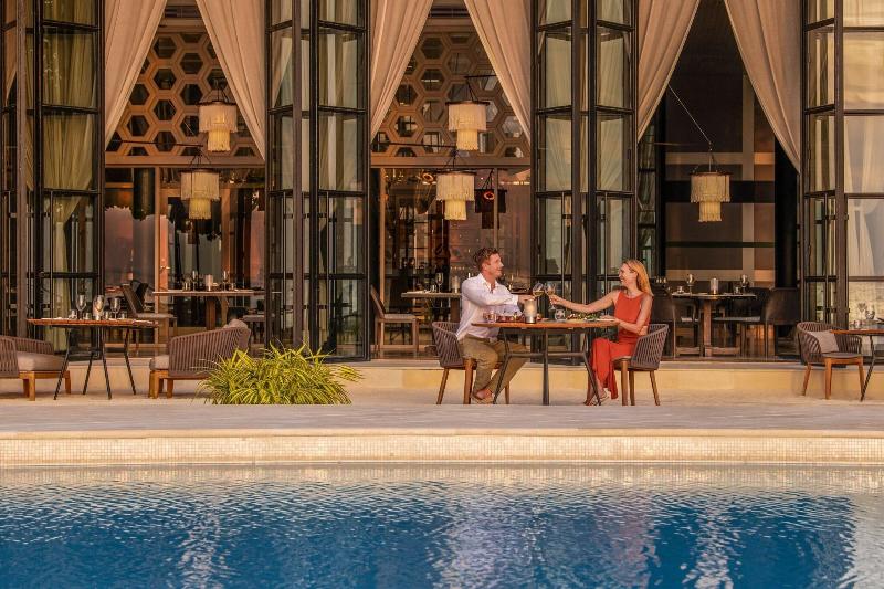 The St. Regis Maldives Vommuli Resort - Restoran