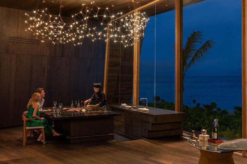 The St. Regis Maldives Vommuli Resort - Restoran