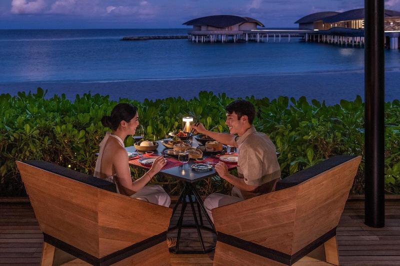The St. Regis Maldives Vommuli Resort - Restoran