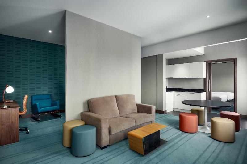 Aloft Dhahran - Oda