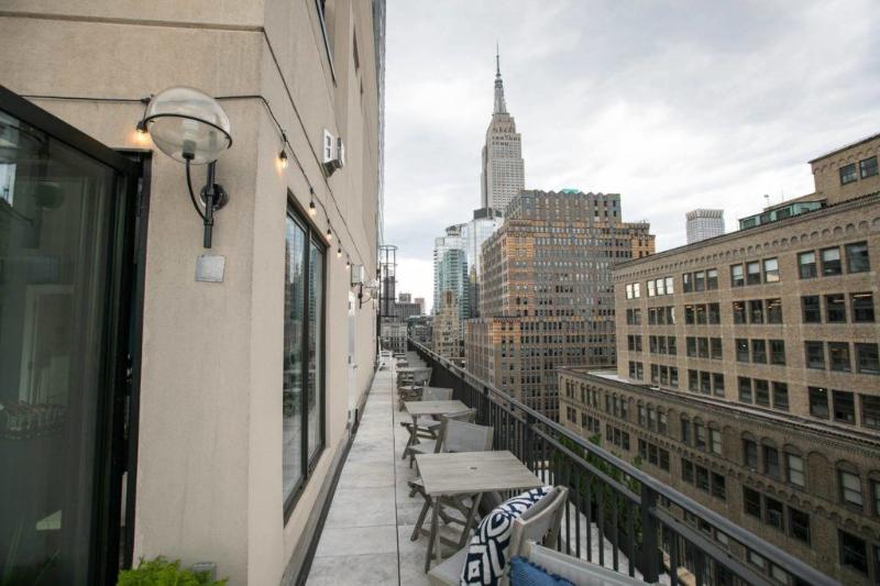 The Marmara Park Avenue - Teras