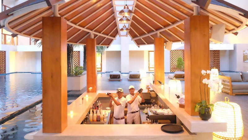 The Bandha Hotel & Suites - Bar