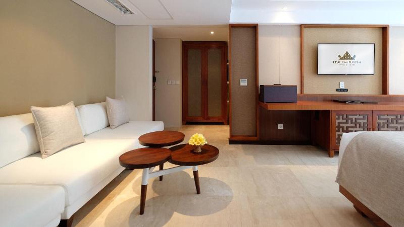 The Bandha Hotel & Suites - Oda
