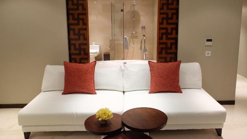 The Bandha Hotel & Suites - Oda