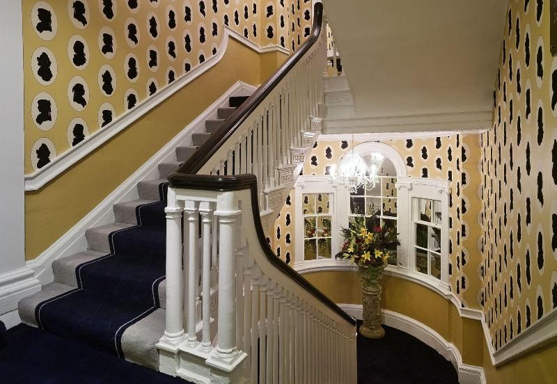 Francis Hotel Bath - Lobi