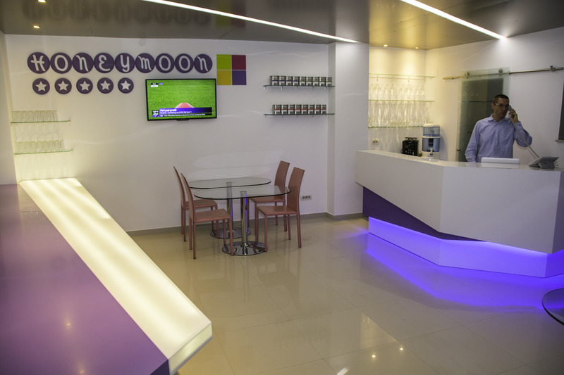 Christina Plus Hotel - Lobi
