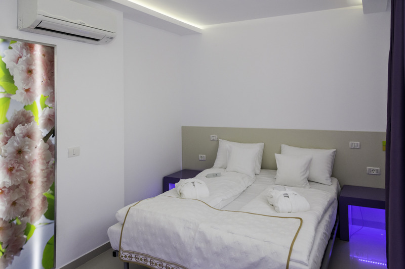 Christina Plus Hotel - Oda
