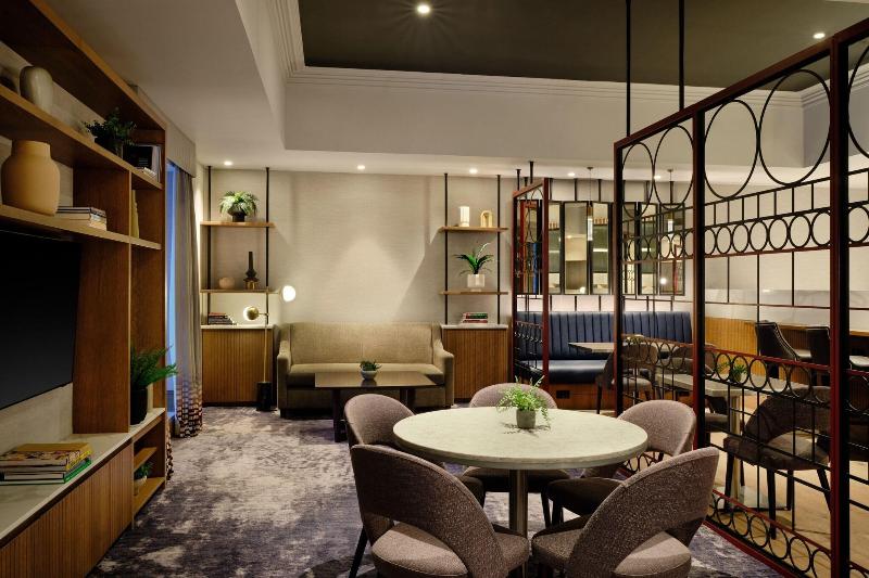 Edinburgh Marriott Hotel Holyrood - Lobi