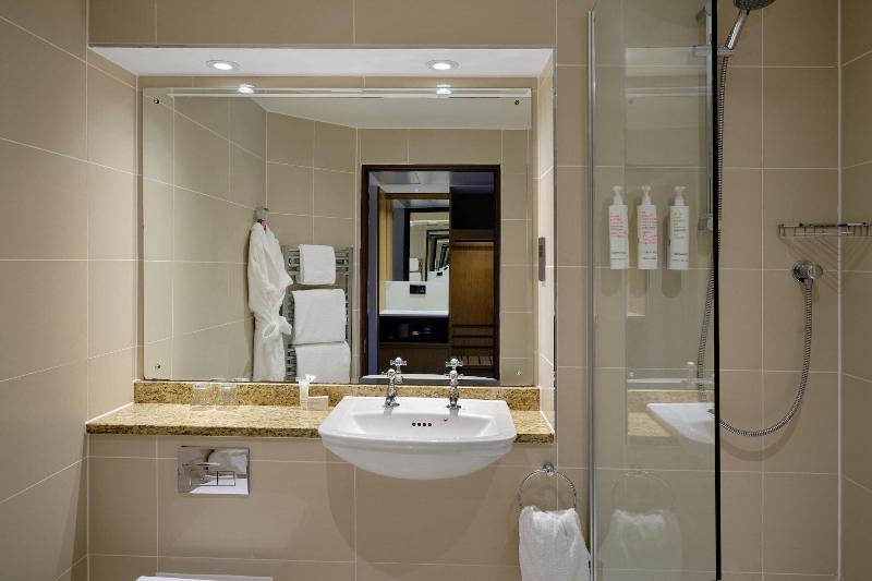 Edinburgh Marriott Hotel Holyrood - Oda