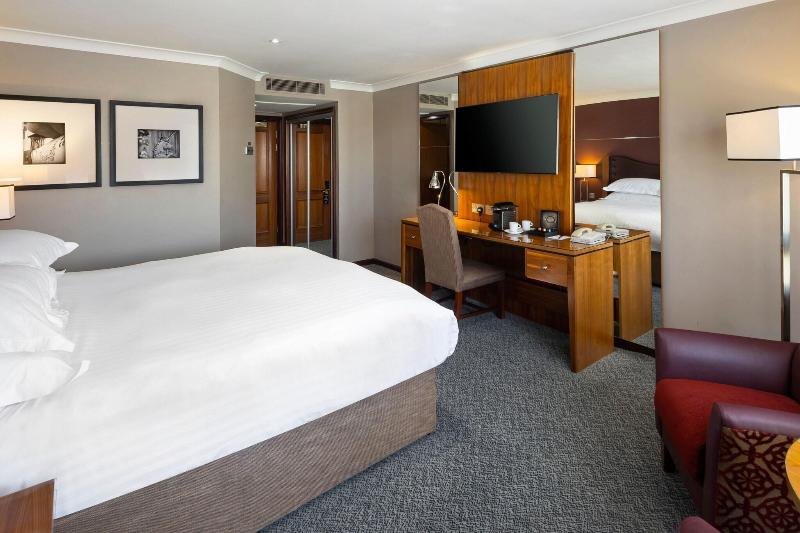 Edinburgh Marriott Hotel Holyrood - Oda