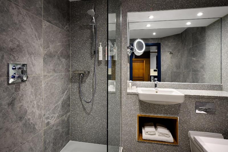 Edinburgh Marriott Hotel Holyrood - Oda