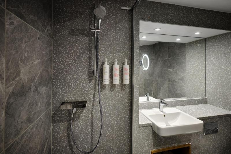 Edinburgh Marriott Hotel Holyrood - Oda