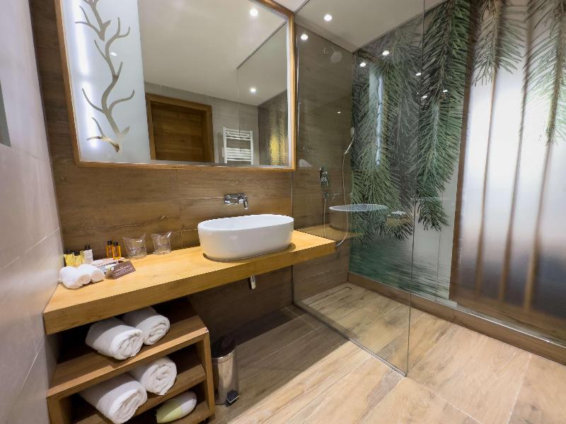 Pino Nature Hotel BW Premier Collection - Oda