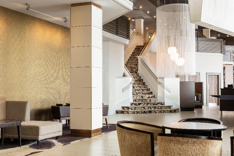 Crowne Plaza Glasgow - Lobi