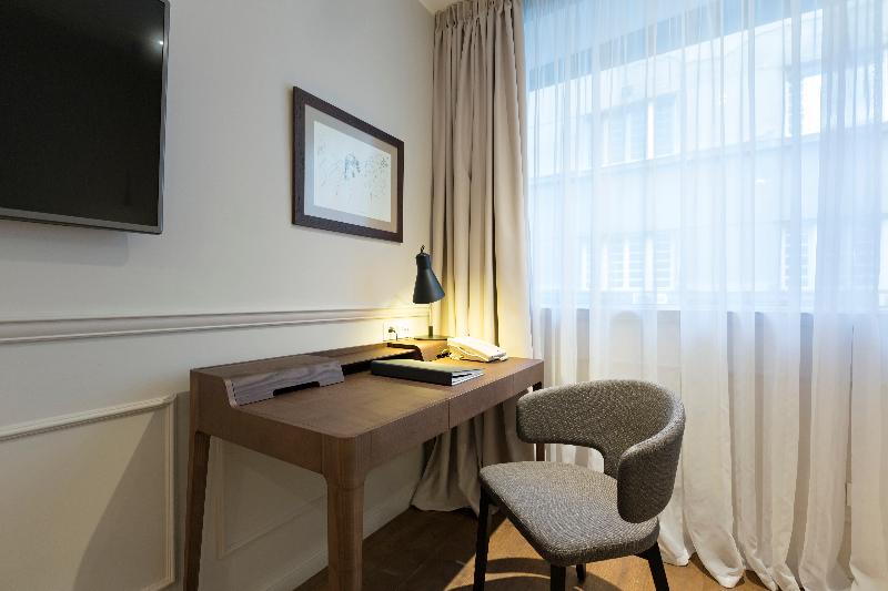 Envoy Hotel Belgrade - Oda