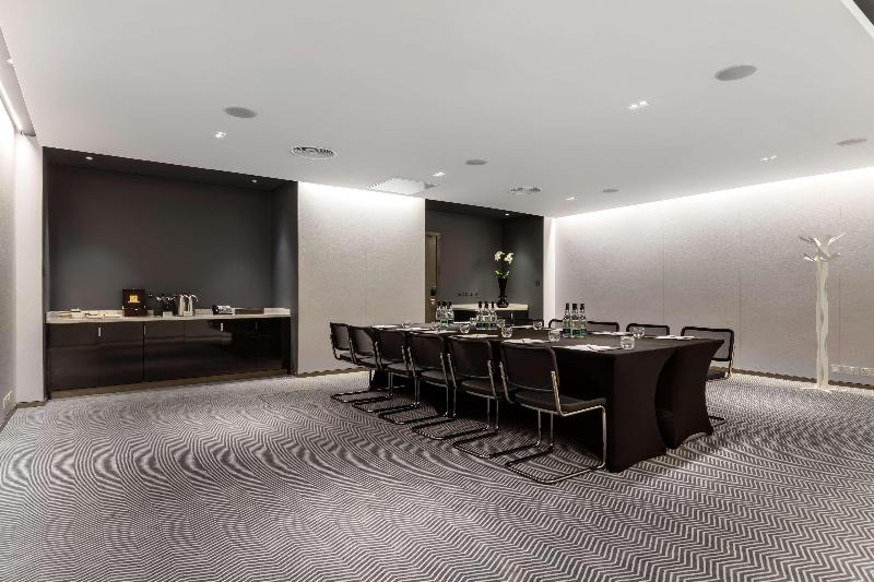 Radisson Blu Edwardian Mercer Street Hotel London - Toplantı