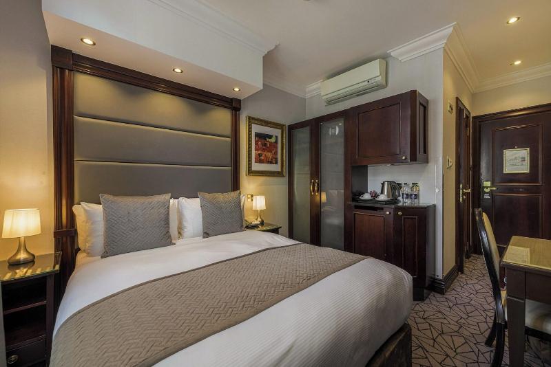 Hyde Park International Member of ParkGrand London - Oda