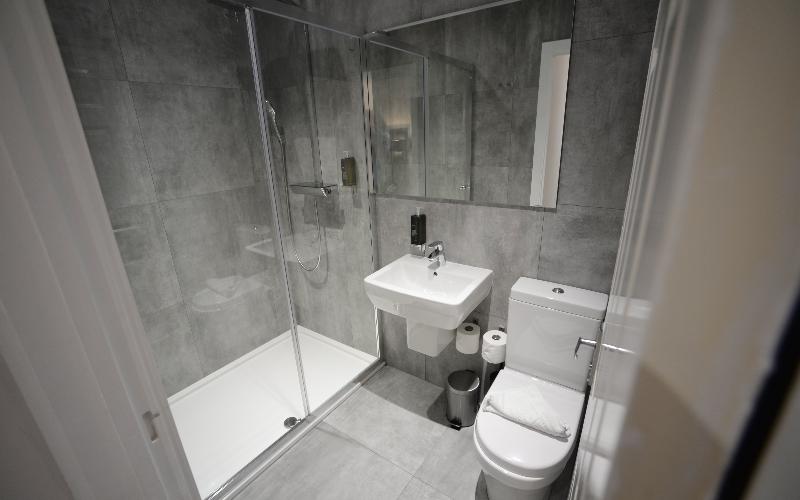 The Tudor Inn Hotel - Oda