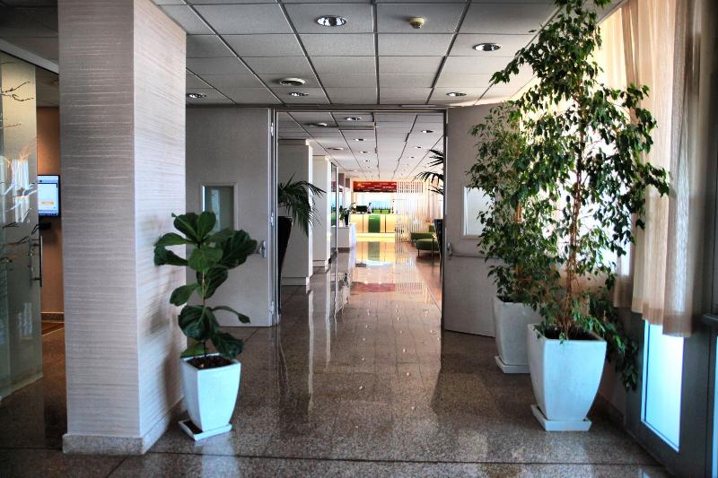 Barion Hotel And Congressi - Lobi