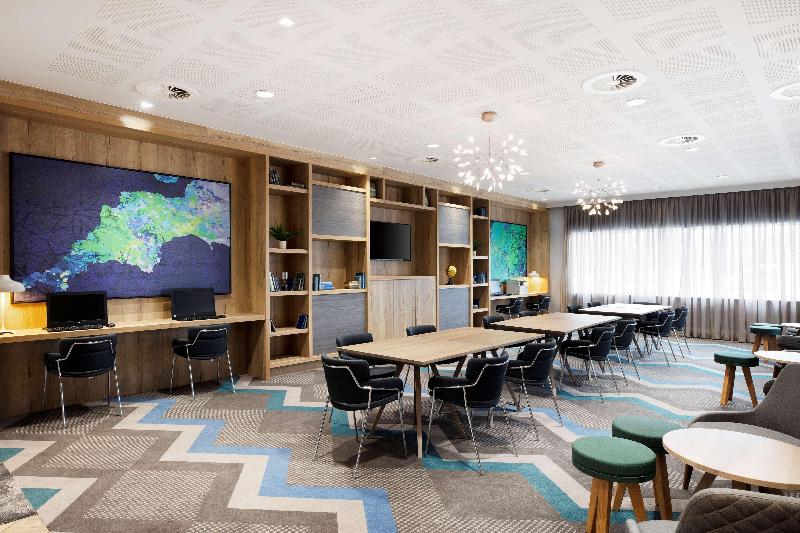 Hampton by Hilton Bristol Airport - Genel