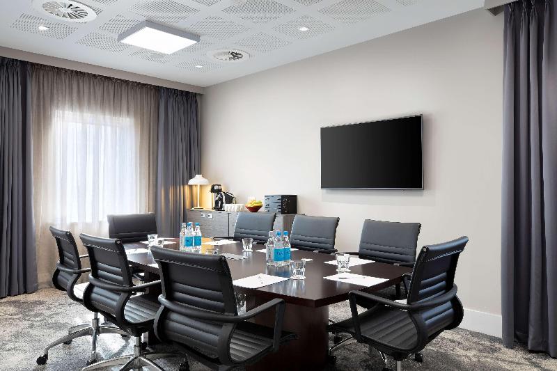 Hampton by Hilton Bristol Airport - Genel