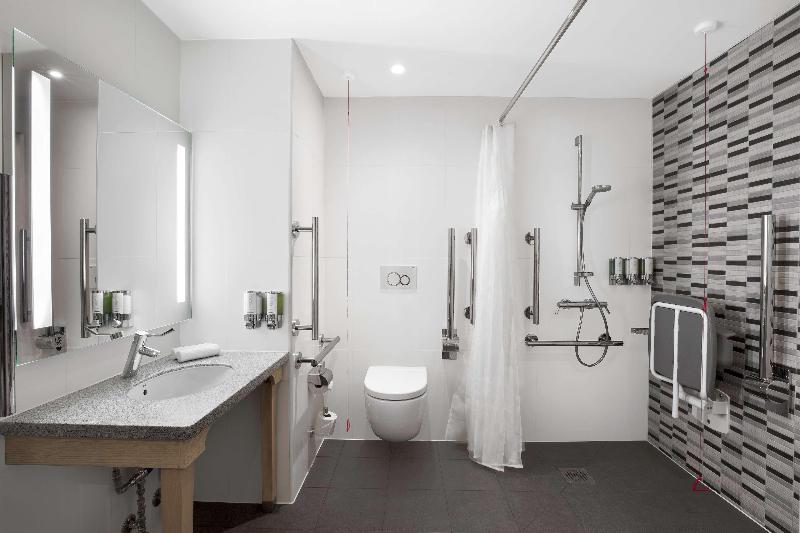 Hampton by Hilton Bristol Airport - Oda