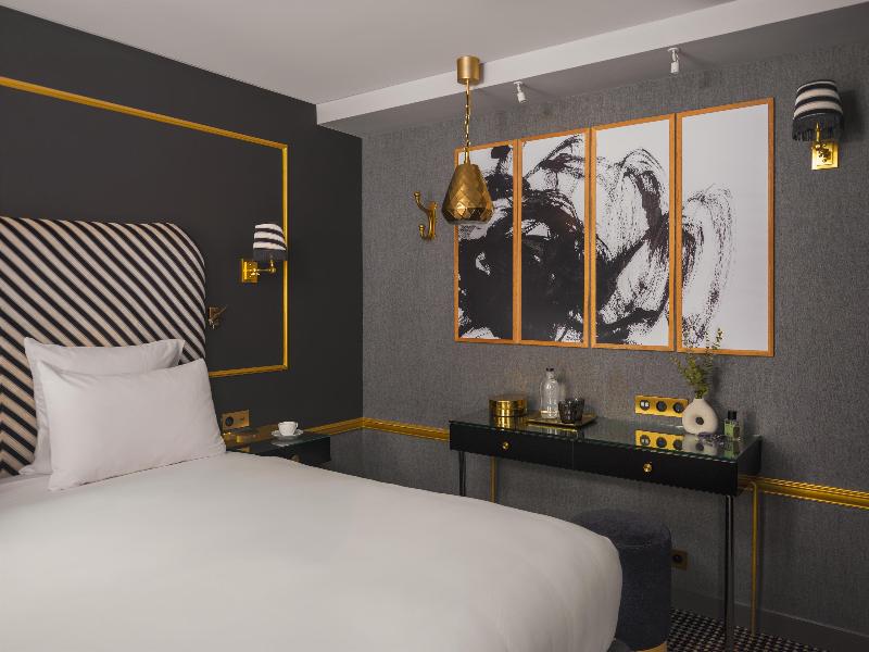 Hotel Snob by Elegancia - Oda