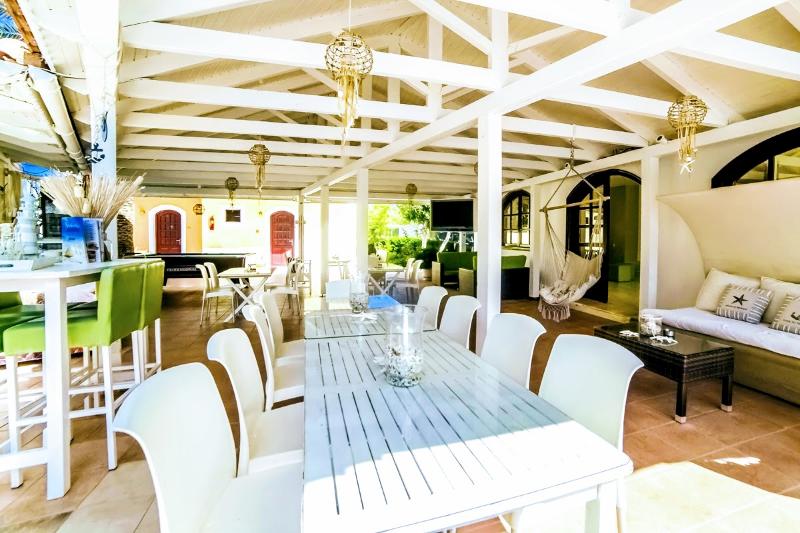 Stelios Gardens - Bar