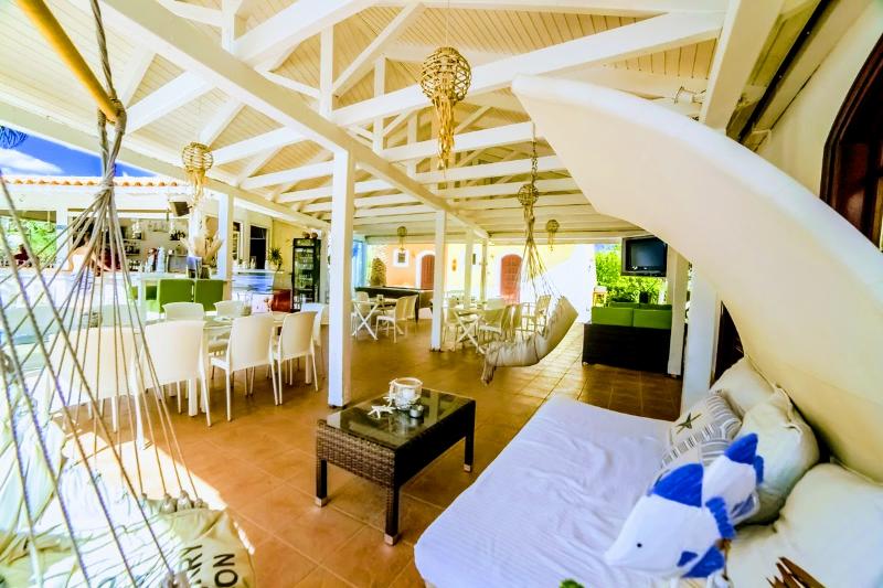 Stelios Gardens - Bar