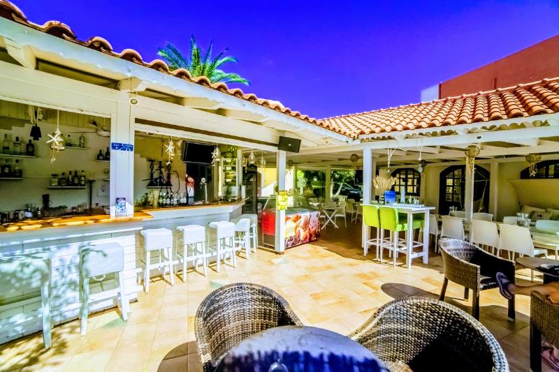 Stelios Gardens - Bar