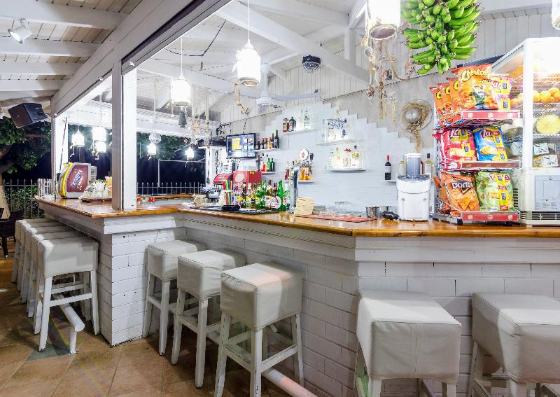 Stelios Gardens - Bar