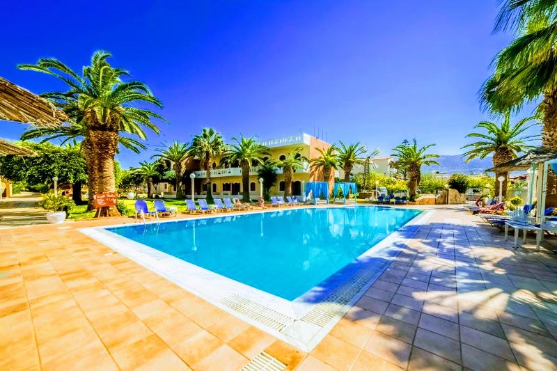 Stelios Gardens - Havuz