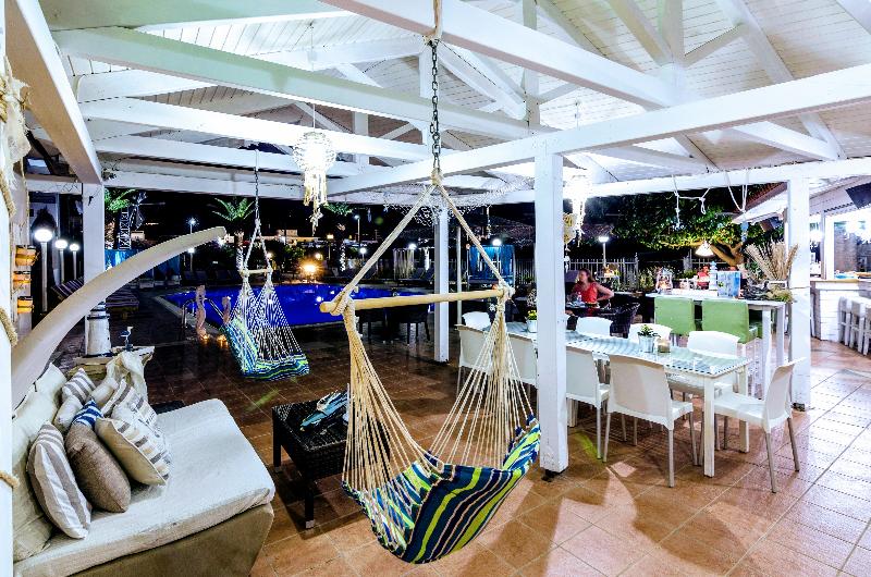 Stelios Gardens - Teras