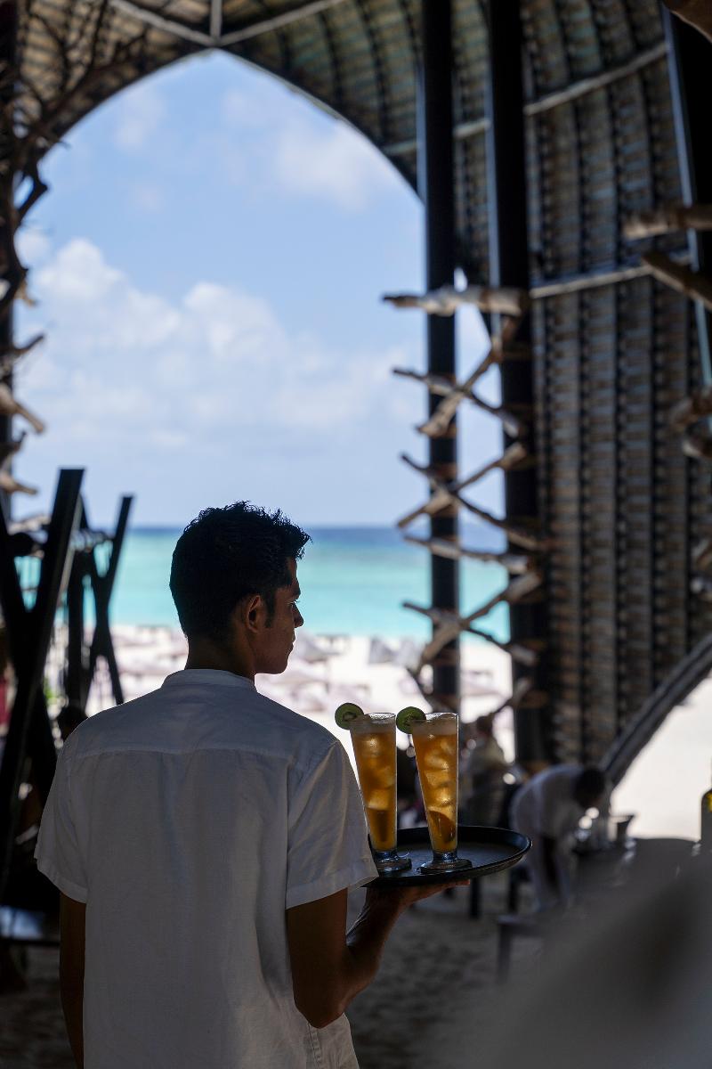 Niva Dhigali Maldives - Bar