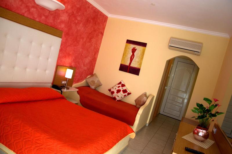 Kalithea Hotel - Oda