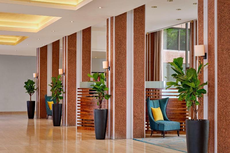 Skyline Sheraton Heathrow - Lobi