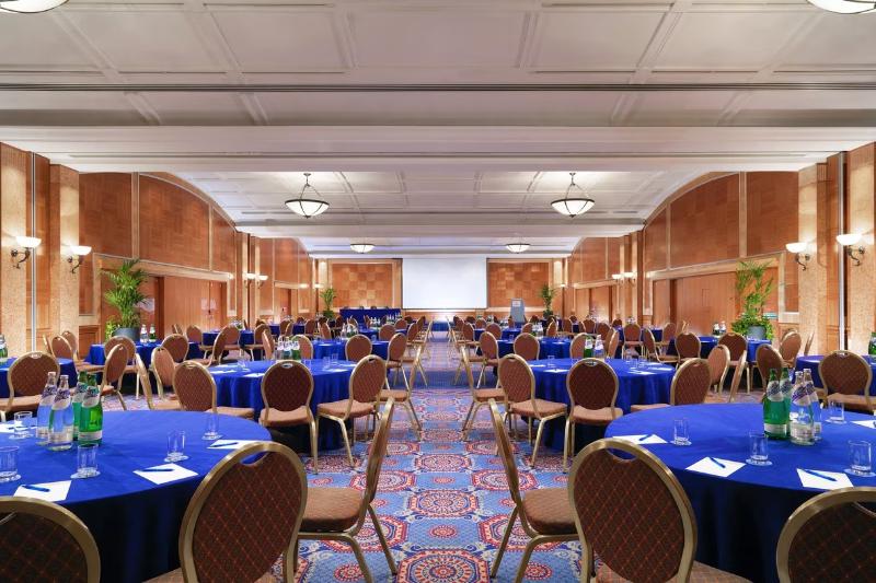 Skyline Sheraton Heathrow - Toplantı