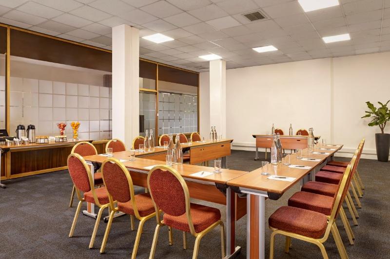 Skyline Sheraton Heathrow - Toplantı