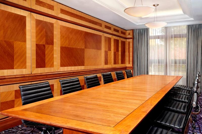 Skyline Sheraton Heathrow - Toplantı