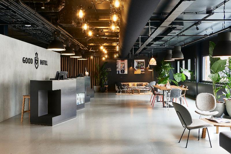 Good Hotel - Lobi