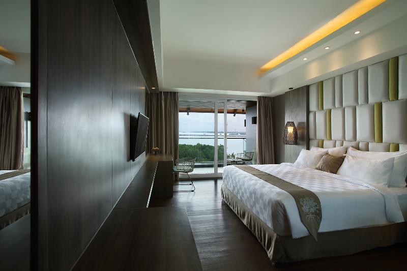 The Crystal Luxury Bay Resort Nusa Dua, Bali - Oda