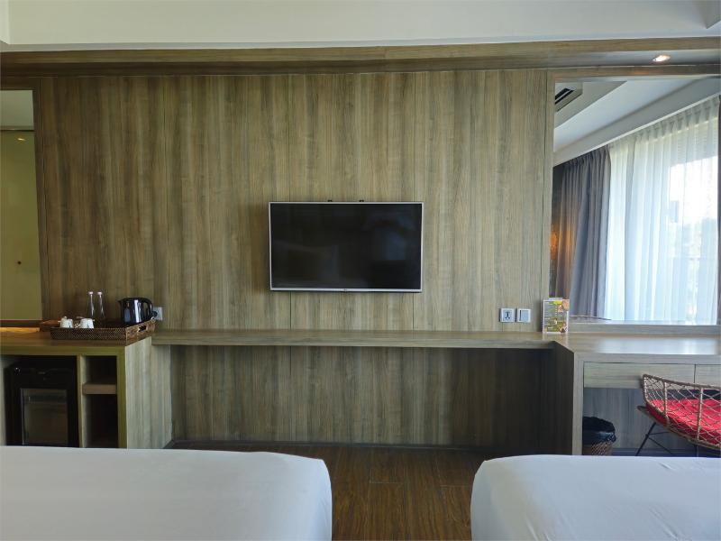 The Crystal Luxury Bay Resort Nusa Dua, Bali - Oda