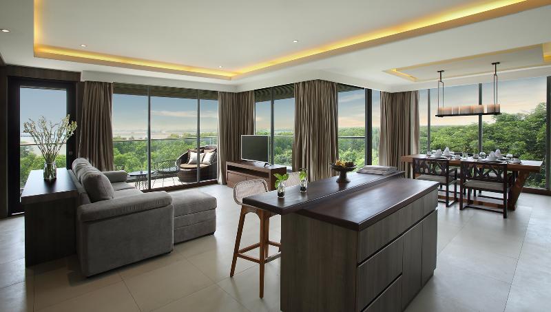 The Crystal Luxury Bay Resort Nusa Dua, Bali - Oda