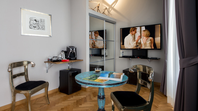 QT Suites Roma - Oda