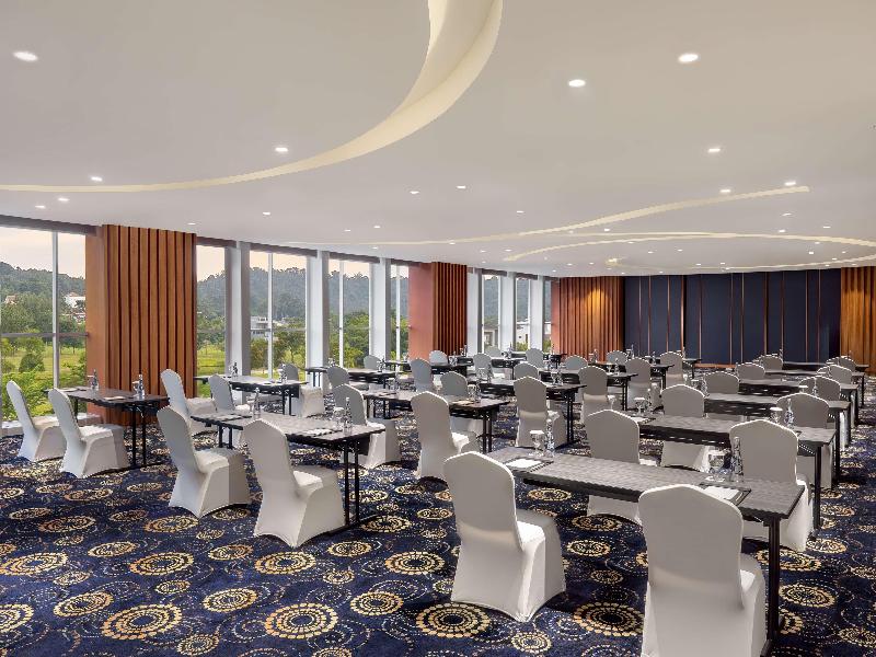 Radisson Golf & Convention Center Batam - Toplantı