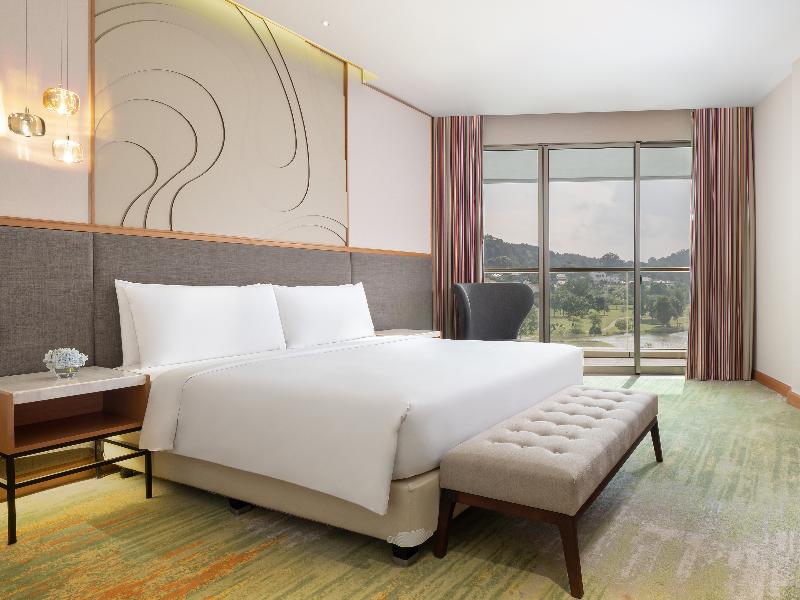 Radisson Golf & Convention Center Batam - Oda